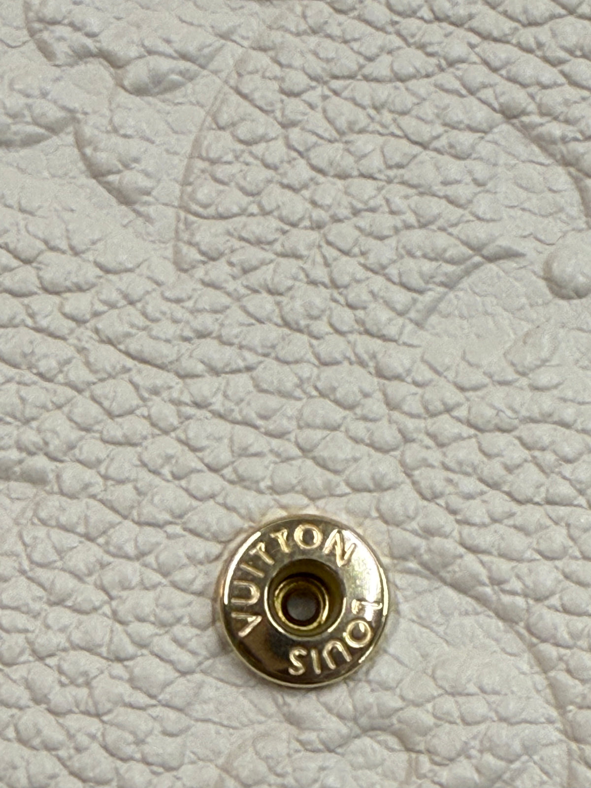LOUIS VUITTON FÉLICIE POCHETTE