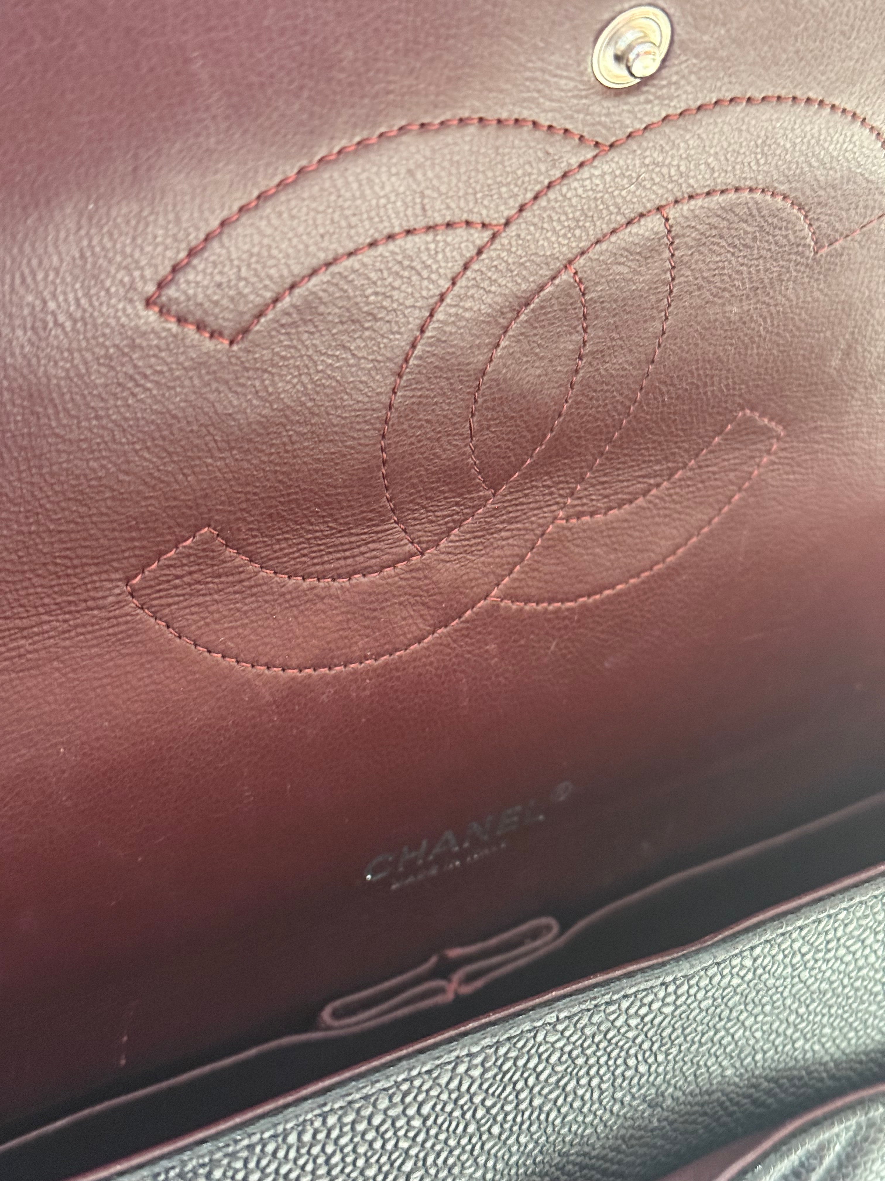 CHANEL CLASSIC JUMBO DOUBLE FLAP
