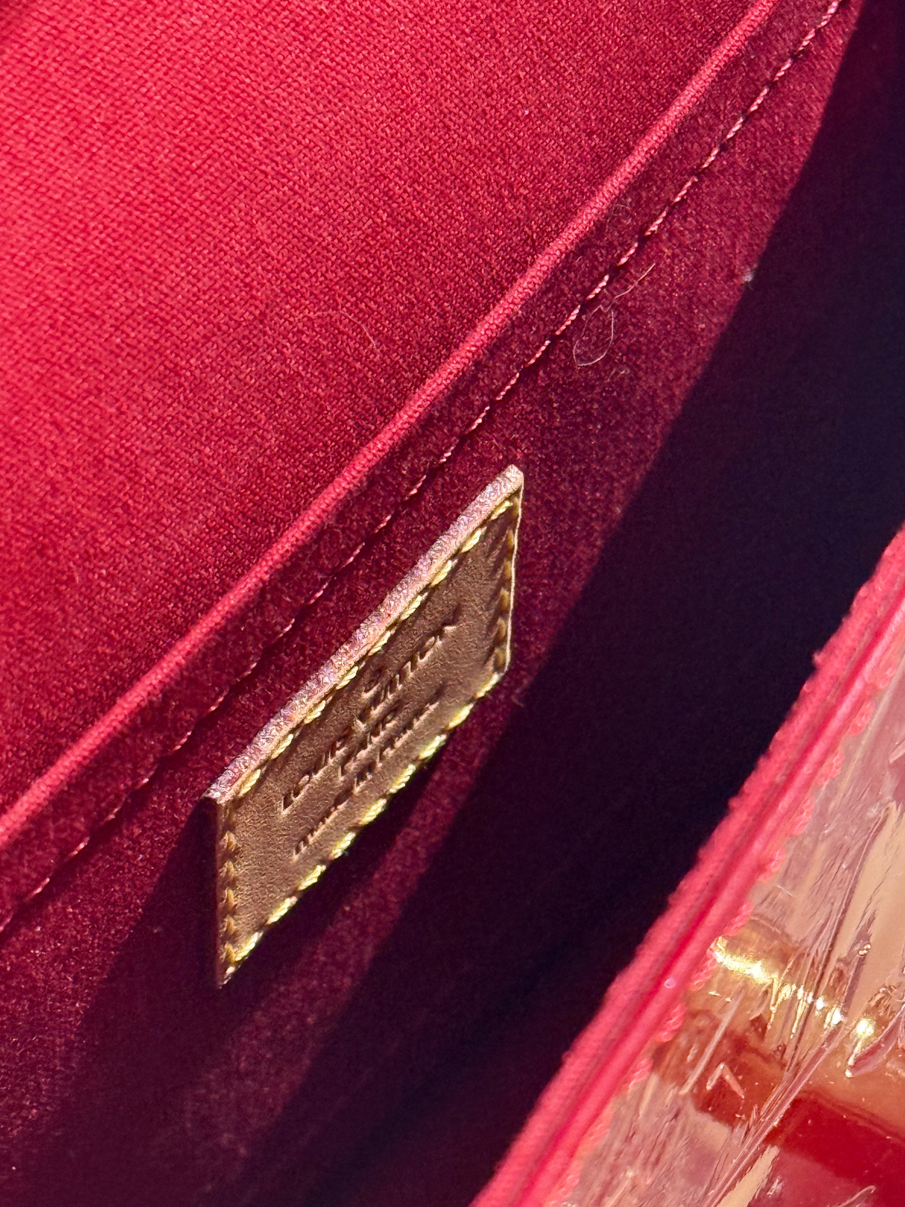 LOUIS VUITTON BELLFLOWER GM SHOULDER BAG