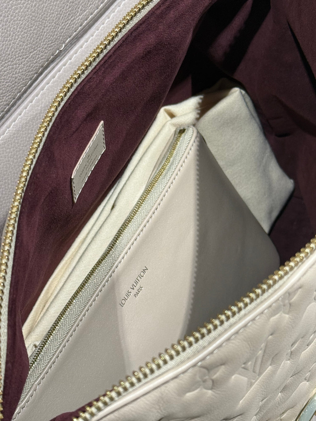 LOUIS VUITTON COUSSIN HOBO MM