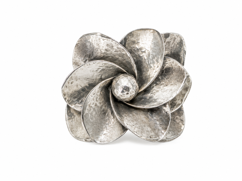 SILBER ARMSPANGE IM BLÜTENDESIGN